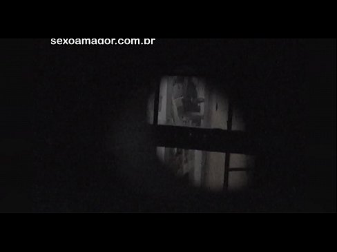 ❤️ Блонди е тајно снимена од воајер од соседството скриен зад шупливи тули ☑ Порно на порно mk.loanworld.top ❌